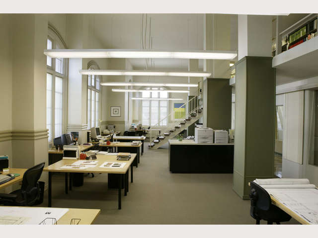 Villa Riviera Office